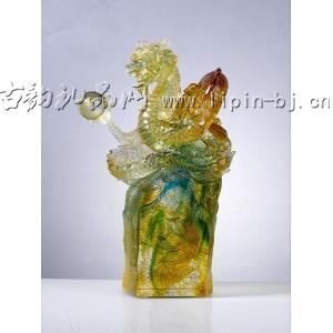 龙游四海 古法琉璃工艺品的艺术魅力